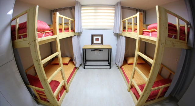 Guesthouse K - Hostel