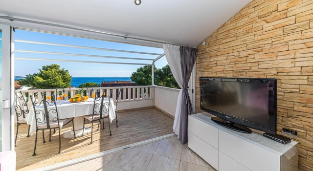 Lovely Home In Zecevo Rogoznicko, Забронировать Отель Отели Рогозница с бассейном, Бассейн