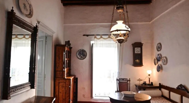 Stunning town-house in Chora, Serifos
