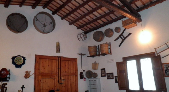 Borgo di Pietra Bianca, Rezerwuj Hotel Hotele w Ballata z parkingiem, Parking