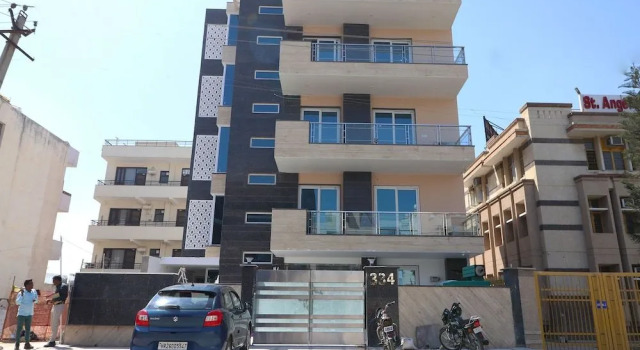OYO 12074 Vikrant's Residency, Забронировать Отель Гургаон 