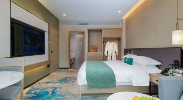 Люкс Business с видом на реку Haoting Hotel