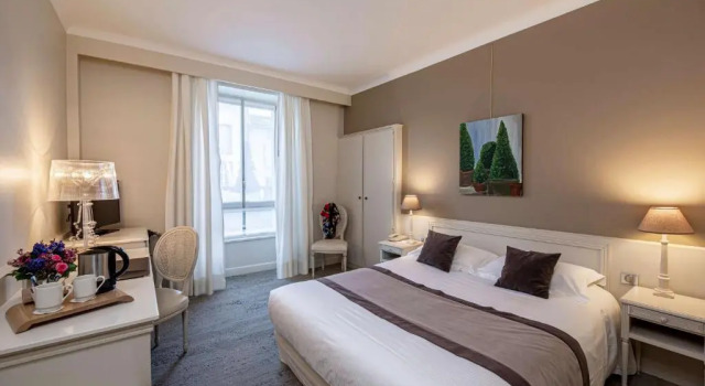 Номер Superior Best Western Grand Hotel de Bordeaux