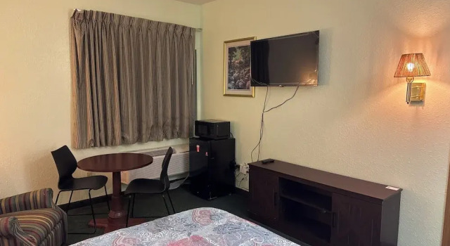 Номер Premium Highland Inn Peculiar