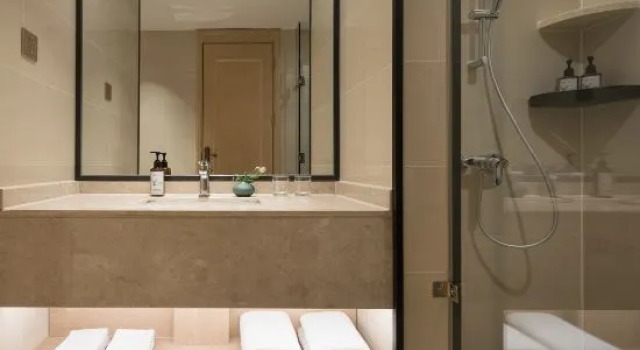 Люкс Business Vienna International Hotel (Dazhou Shifu)