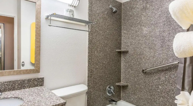 Номер Deluxe Motel 6 Petersburg, VA - Fort Lee