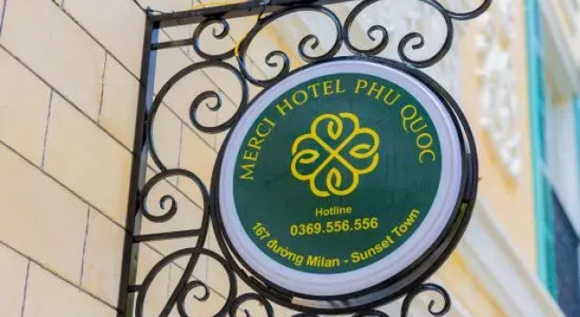 Merci Hotels - Sunset Town Phu Quoc, Buchen Sie Hotel Hotels in Mekongdelta mit Parkplatz, Parkplätze