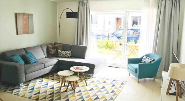 Апартаменты Large Retro Chic Flat 100m2 in City Center - Parking