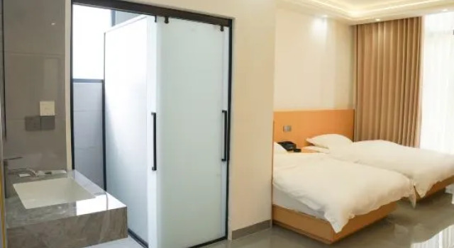 Luksusowy suite 3 pokoje QingXin Hotel
