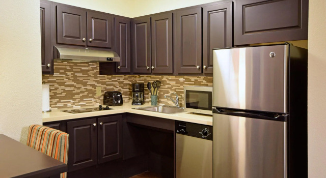 Четырёхместный люкс c 1 комнатой Staybridge Suites - Cincinnati North by IHG