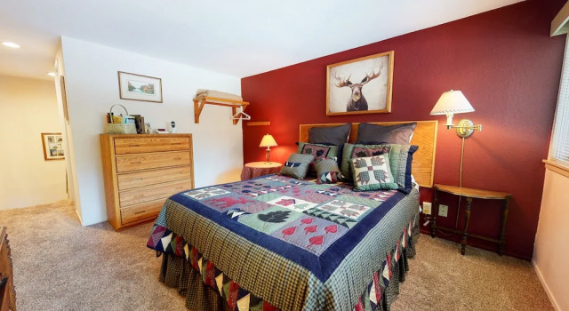 La Residence - Shared Pool, Hot Tub & More!