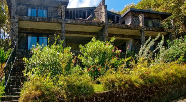 Firefly Estate Bequia, Забронировать Отель Порт-Элизабет Бекия