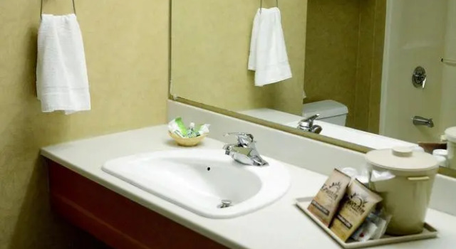 Кровать в общем номере Kewadin Casinos Sault Ste. Marie Hotel