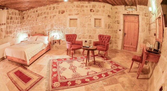 Mosaic Cave Hotel