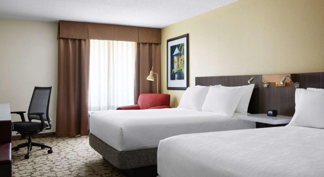 Четырёхместный номер Standard Hilton Garden Inn Providence Airport/Warwick