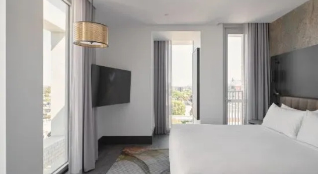 Люкс The Motley Hotel Richmond, Tapestry Collection by Hilton