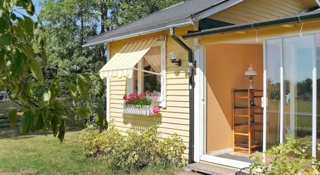 Коттедж 4 Person Holiday Home in Hastveda