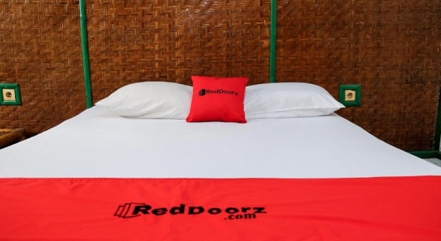 RedDoorz Plus near Jalan Baru Bogor, Rezervovat Hotel Bogor 