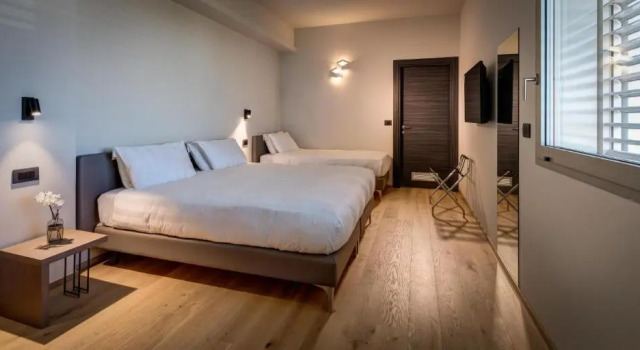 Трёхместный номер Standard Hotel The Cube
