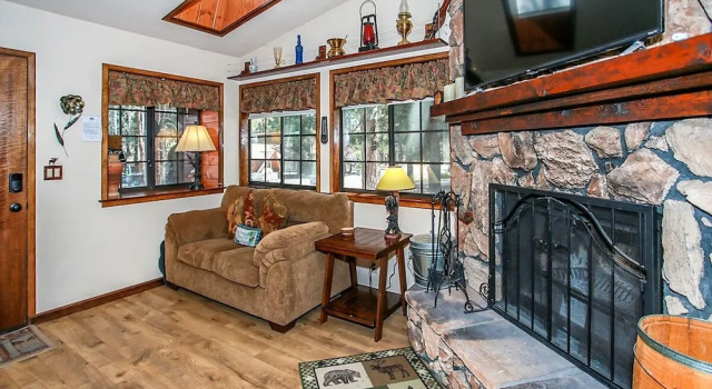 Goldilocks Getaway-1828 by Big Bear Vacations, Rezerwuj Dom wakacyjny Big Bear Lake Stany Zjednoczone