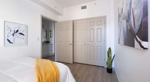 Luxury Central Apartment with Gym