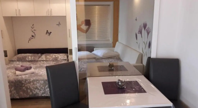 Студия Apartmani Marta