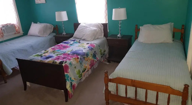 Коттедж с 2 комнатами Thompson House Cape Cod