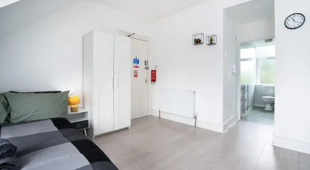 Cosy Fully Equipped Studio 5 Close to University, Prenota Appartamento Hotel a Grampian con parcheggio, Parcheggio