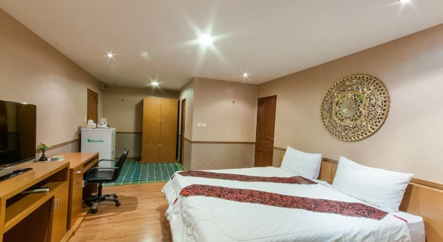 Двухместный номер Standard с балконом Sa-Bai-Dee Condo