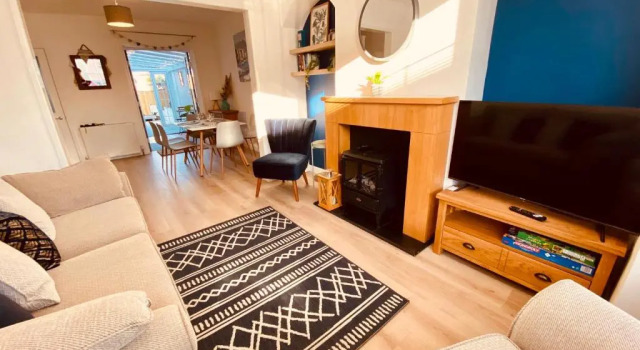 3 Bed House with Garden near Weymouth Beach