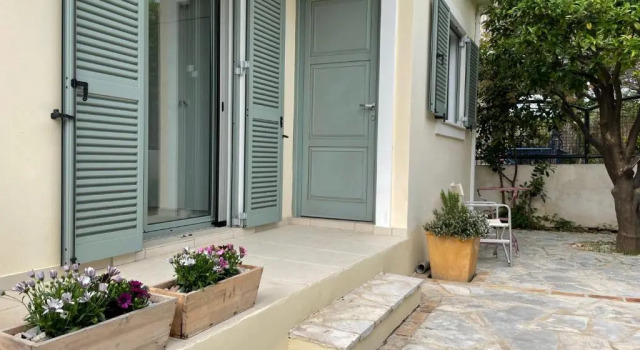 Коттедж Sea front house on the beach, Peloponnese