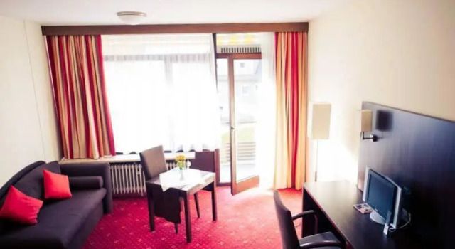 Hotel Restaurant Sonne-Post, Varaa Hotelli Hotellit Baijeri pysäköinnillä, Pysäköinti