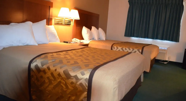 Номер Standard Brookshire Inn & Suites