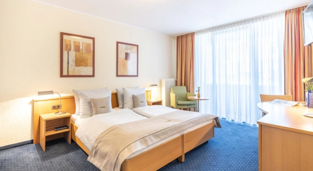 Двухместный номер Standard с балконом acora Bonn Living the City