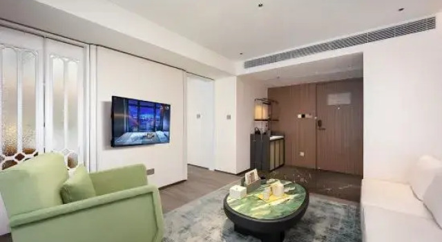 Люкс Executive Foshan Yazi Hotel (Nanhai Guangfo Smart City Branch)