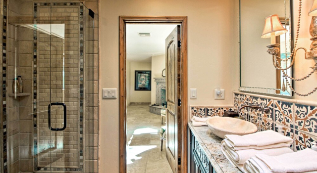 Коттедж Luxe Tucson Vineyard Home w/ Views & Fire Pit