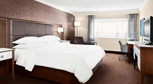 Двухместный номер Standard Sheraton Laval Hotel