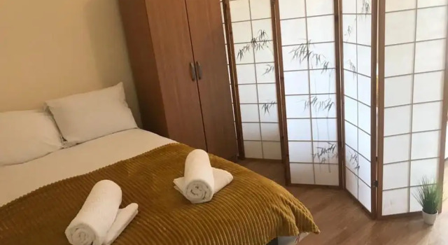 Апартаменты 4 Bedroom, 8 bed Apartment,free Parking