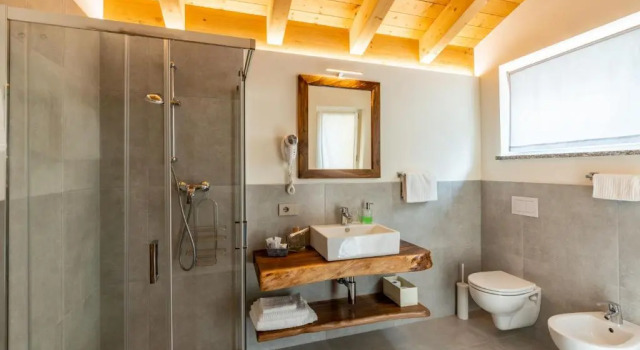 Четырёхместный номер Standard с балконом B & B Il Sottobosco