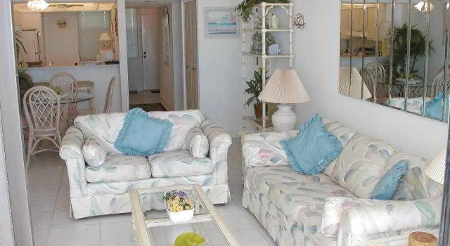 Anna Marie Island Apartments
