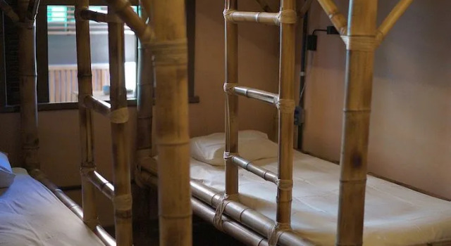 O Bosque Hostel, Забронировать Хостел Отели Куритиба с парковкой, рядом с Holocaust Museum in Curitiba, Парковка