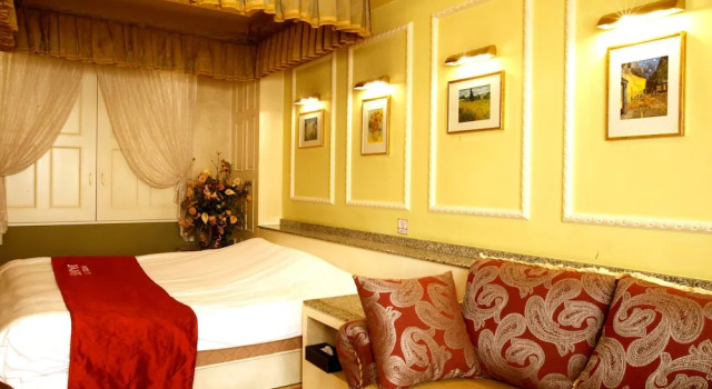 Hotel K's Dandy -A Trip to the Town of Provence - Adults Only, Забронировать Отель Окадзаки Айти