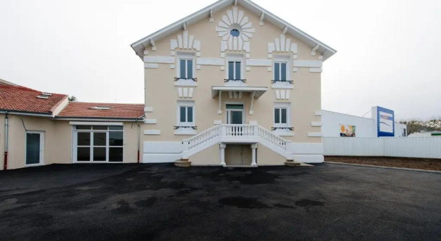 Апартаменты Le Jardin d Ambroise