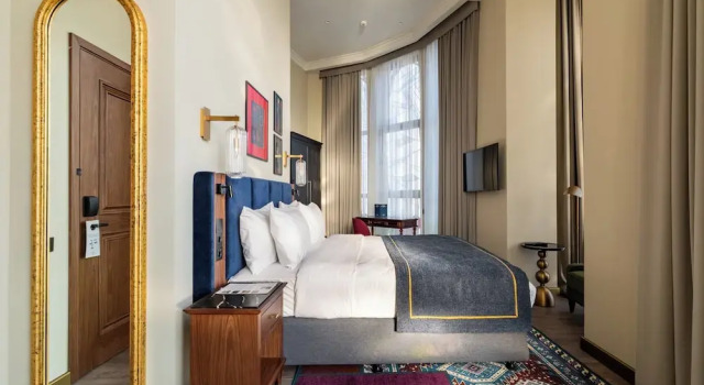 Люкс с 2 спальнями Hotel Indigo Batumi - Old Town by IHG
