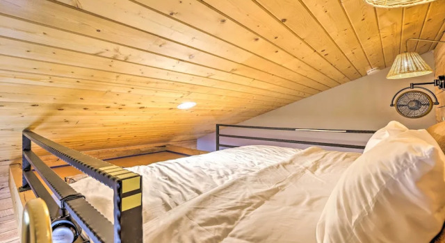 Secluded Granby Mtn Cabin 75 Acres and Views, Prenota Casa vacanze Granby 