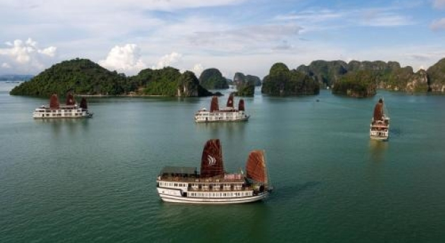 Halong Glory Cruise, Забронировать Отель Отели Халонг с парковкой, Парковка