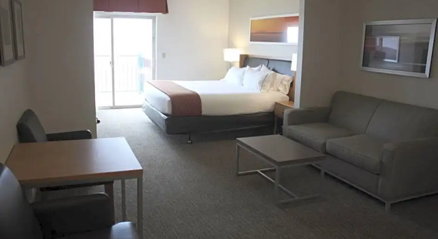 Номер Standard с видом на озеро Holiday Inn Express Munising-Lakeview by IHG