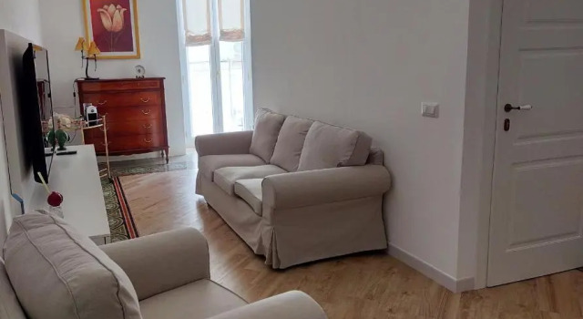 Comes 5 Home, Buchen Sie Hotel Castellana Grotte Metropolitanstadt Bari
