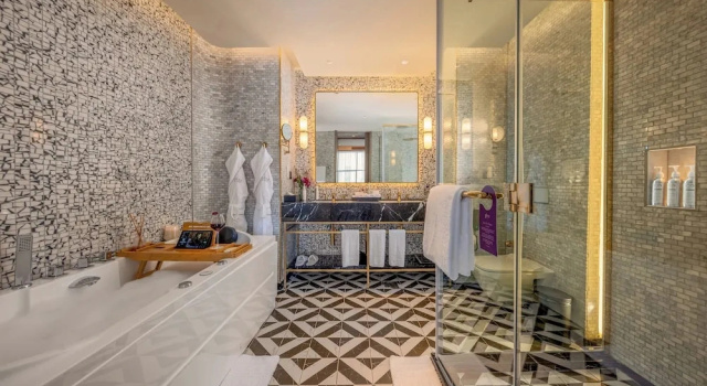 Двухместный люкс Executive с балконом Отель Glee Nairobi A Preferred LVX