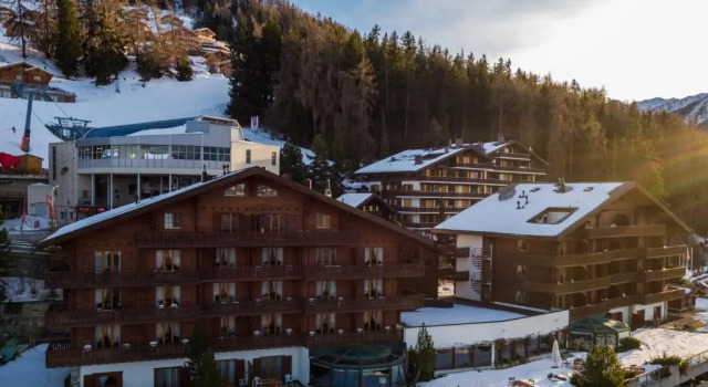 Люкс Hôtel Chalet Royal